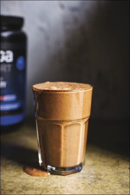 Thrive Energy Cookbook - Cookies and Cream Smoothie